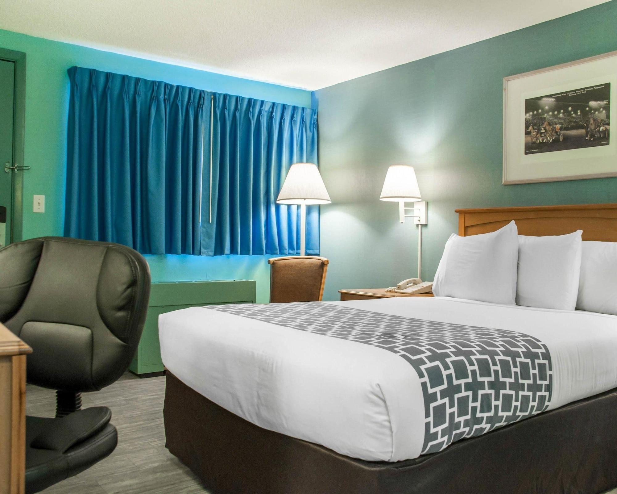 Econo Lodge Buffalo South Blasdell Exteriör bild