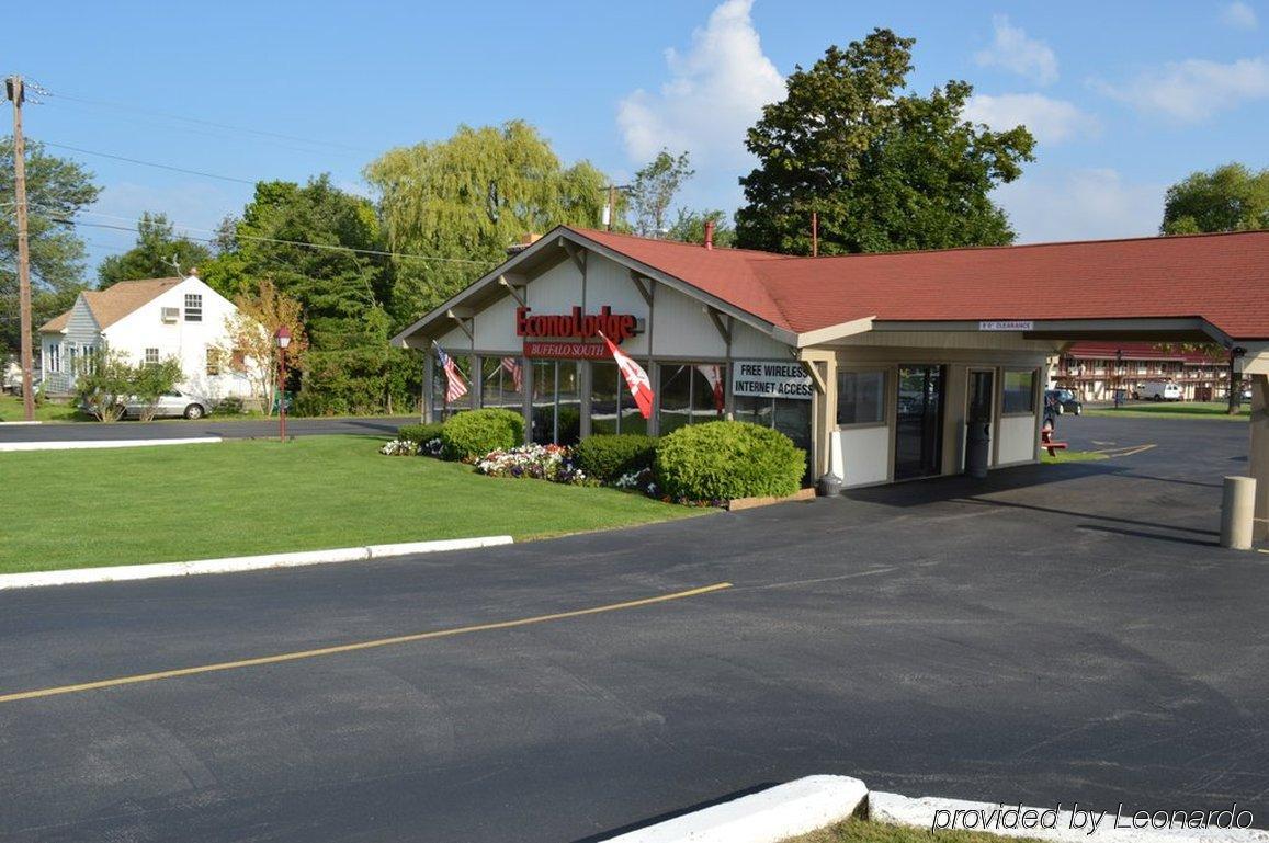 Econo Lodge Buffalo South Blasdell Exteriör bild