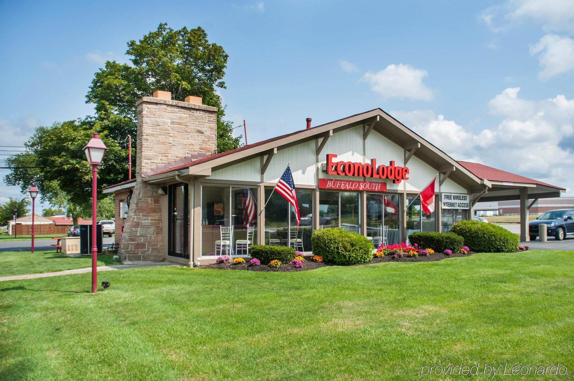 Econo Lodge Buffalo South Blasdell Exteriör bild