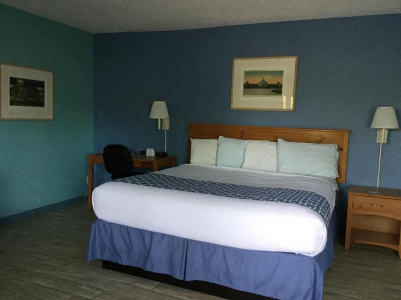 Econo Lodge Buffalo South Blasdell Exteriör bild