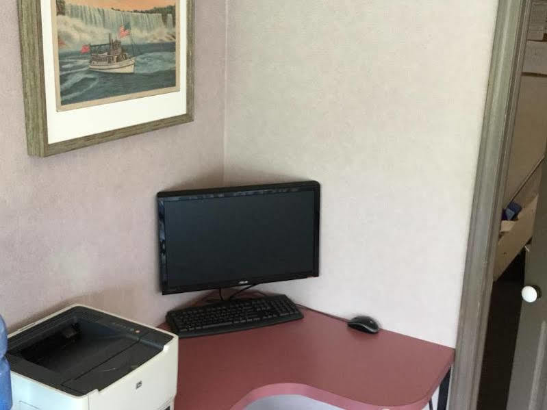 Econo Lodge Buffalo South Blasdell Exteriör bild