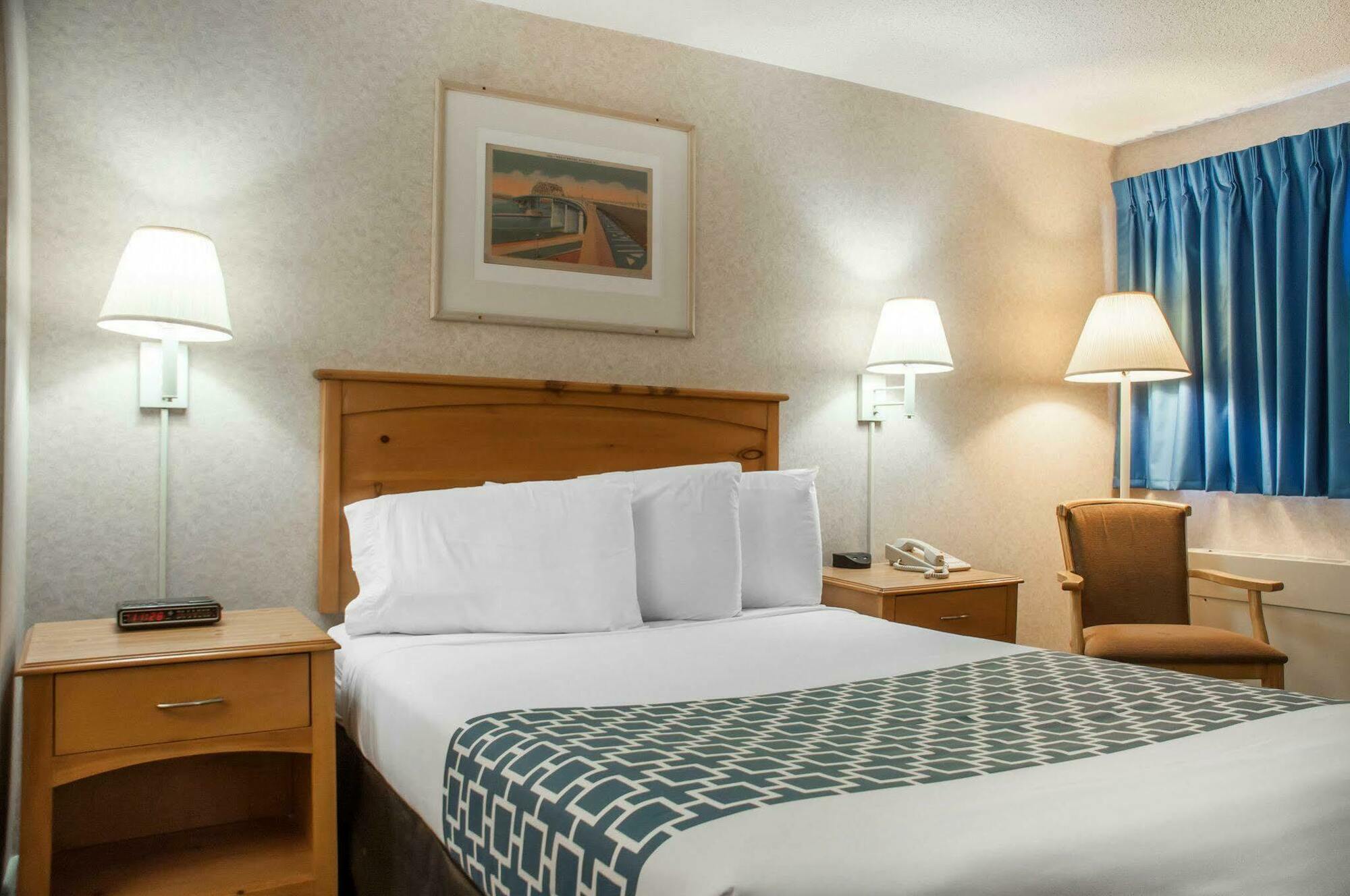 Econo Lodge Buffalo South Blasdell Exteriör bild